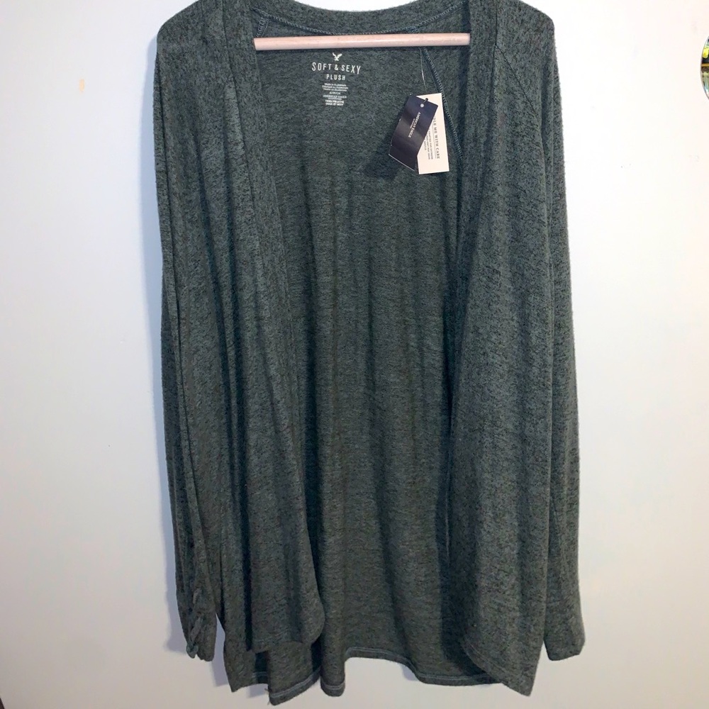 AEO NWT Cardigan
